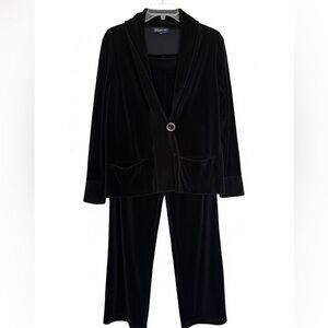 Jones New York Signature 2Pc Black Velour Luxury Lounge Set Large